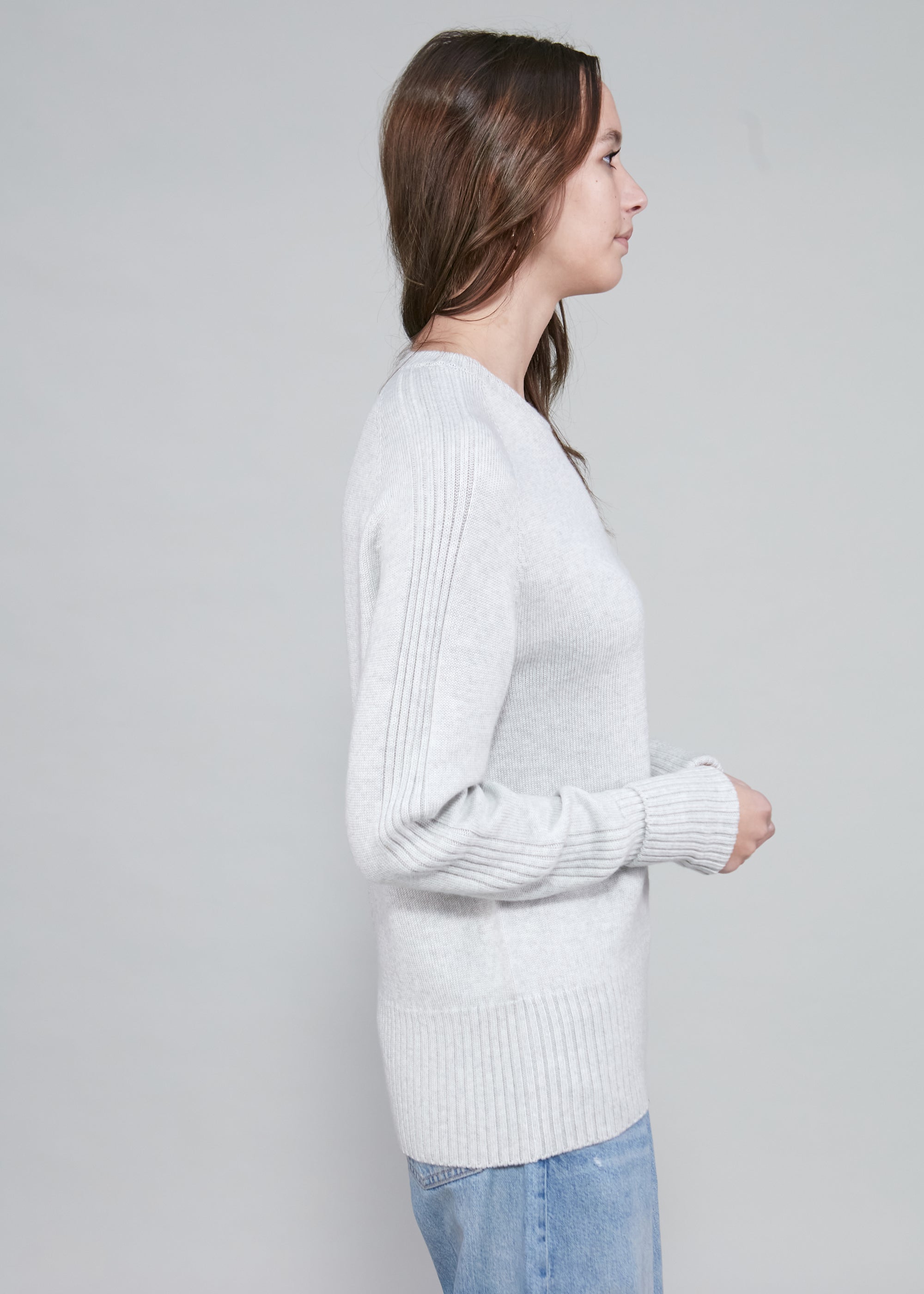 Womens Crew Neck Extrafine Merino Wool Jumper - Grey