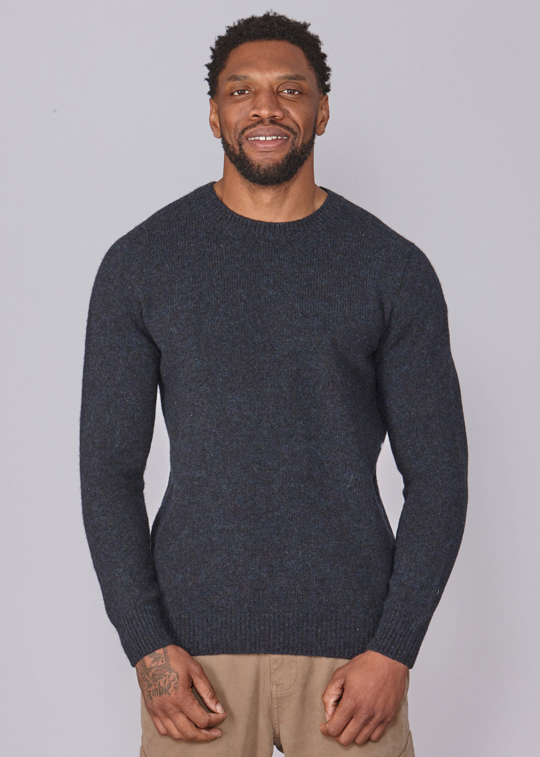 Shetland Wool Mens Crew Neck Jumper - Black