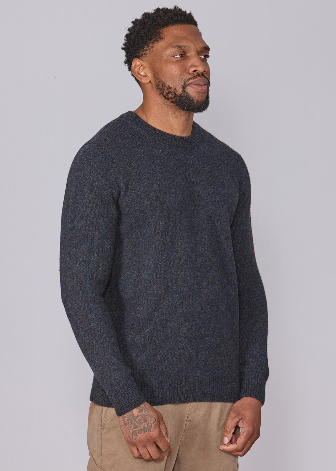 Shetland Wool Mens Crew Neck Jumper - Black