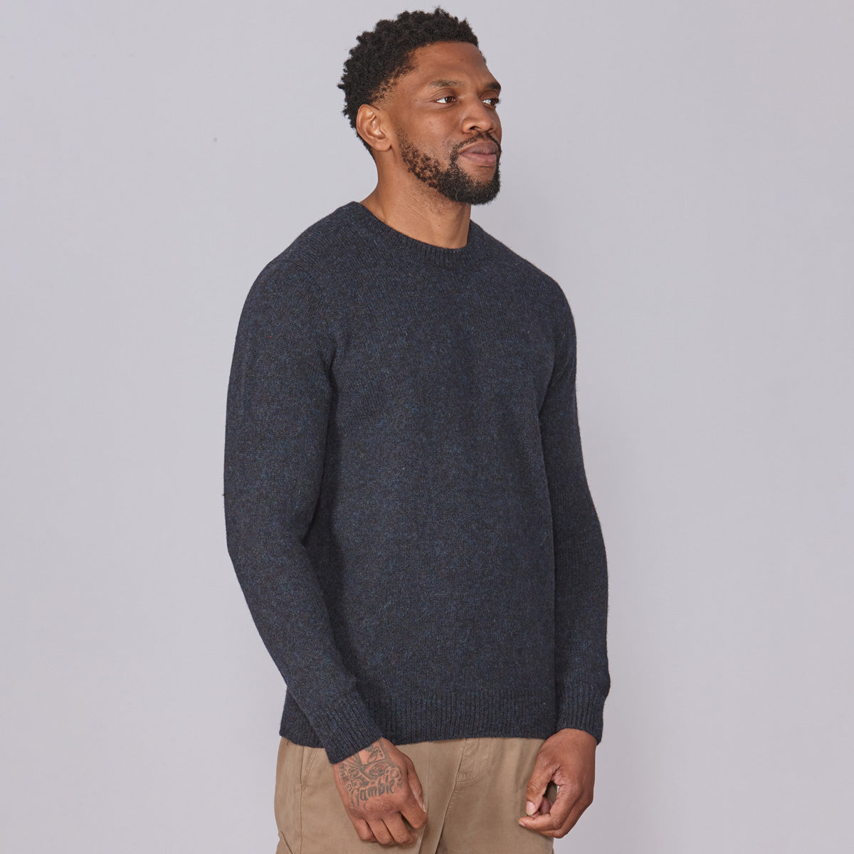 Shetland Wool Mens Crew Neck Jumper - Black